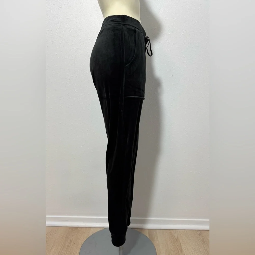 House of Harlow Velour 1960 Nicole Joggers in Black - drawstring - cuffed - NWT